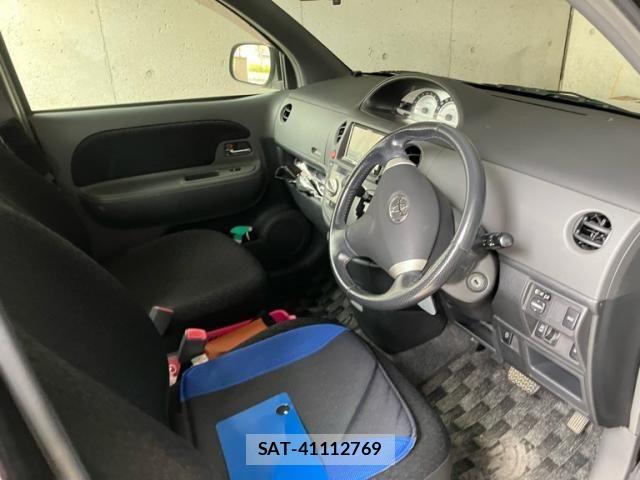 Toyota SIENTA 2012-04 7789103-4