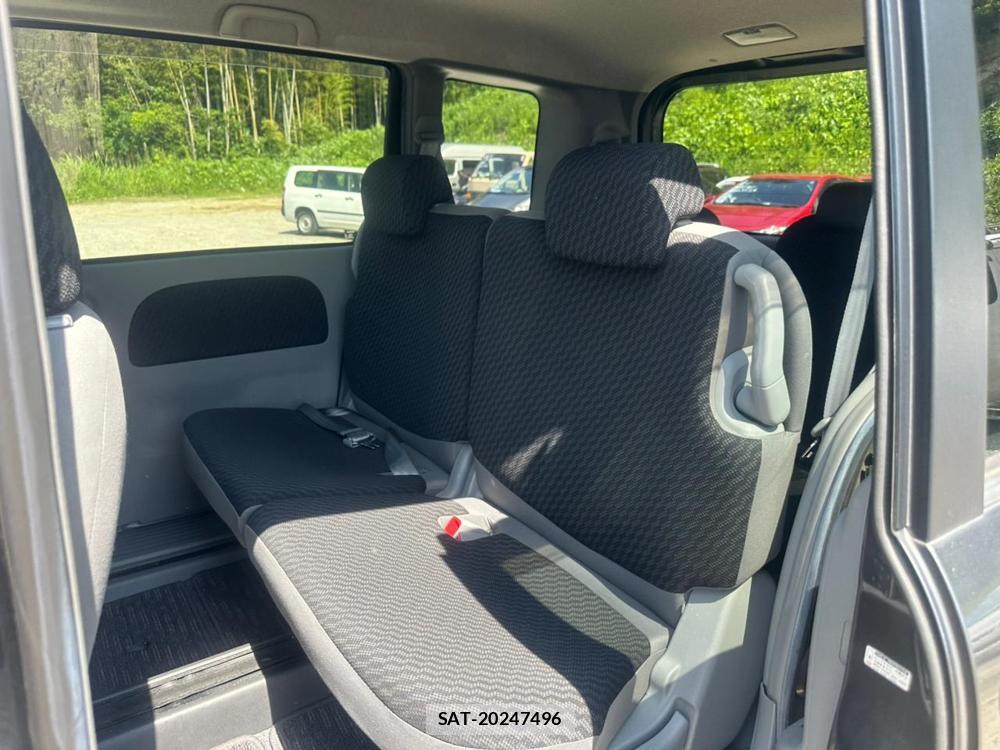 Toyota SIENTA 2009-12 7610993-9