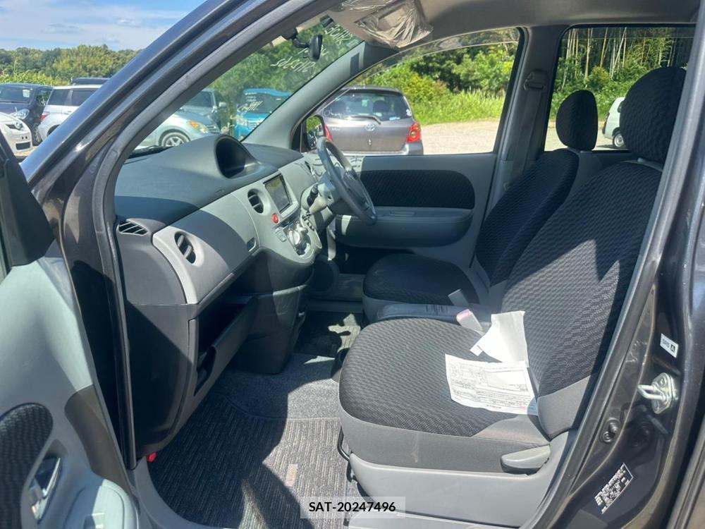 Toyota SIENTA 2009-12 7610993-10