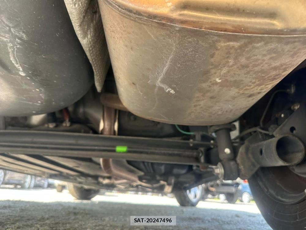 Toyota SIENTA 2009-12 7610993-32