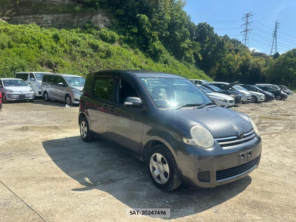 Toyota SIENTA 2009-12 7610993-6