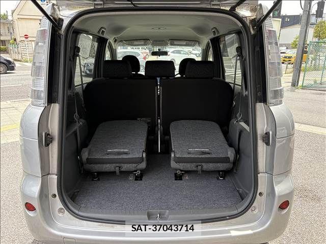 Toyota SIENTA 2012-09 7789109-20