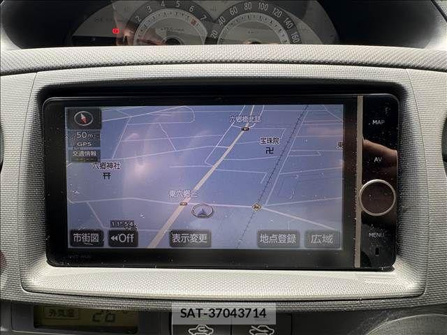 Toyota SIENTA 2012-09 7789109-28