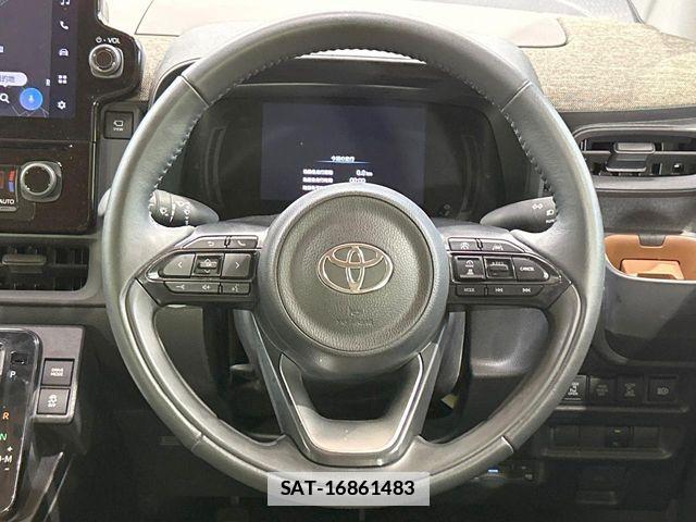 Toyota SIENTA 2023-04 7789139-12