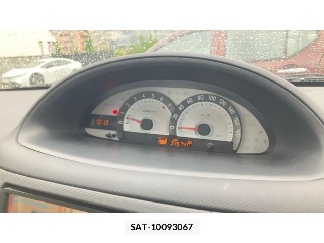 Toyota SIENTA 2011-07 7789106-13