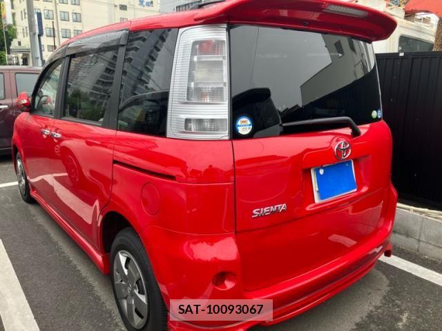 Toyota SIENTA 2011-07 7789106-3