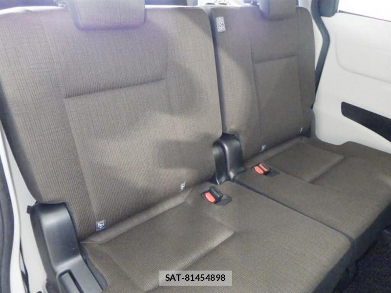 Toyota SIENTA 2016-01 7839247-4