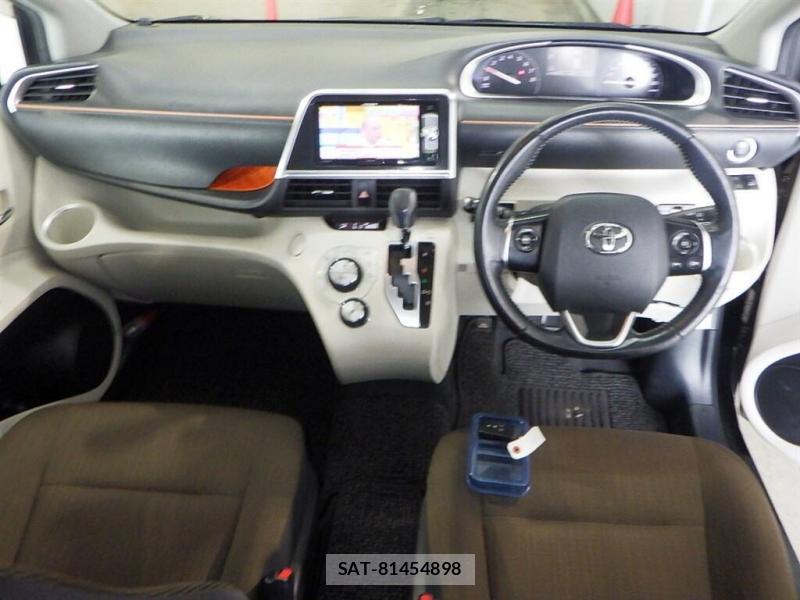 Toyota SIENTA 2016-01 7839247-5