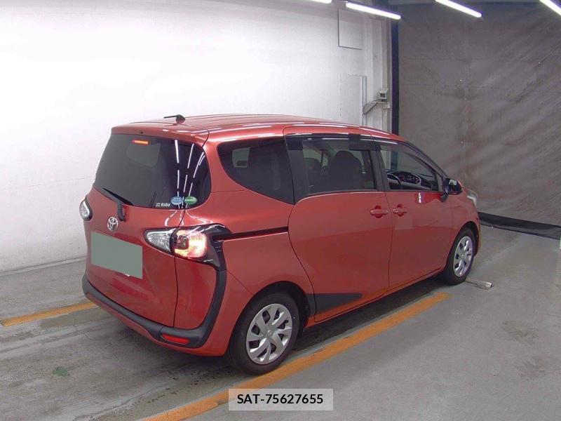 Toyota SIENTA 2017-06 7839250-2