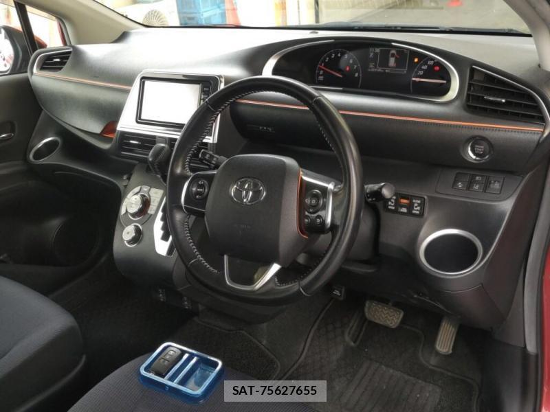 Toyota SIENTA 2017-06 7839250-5