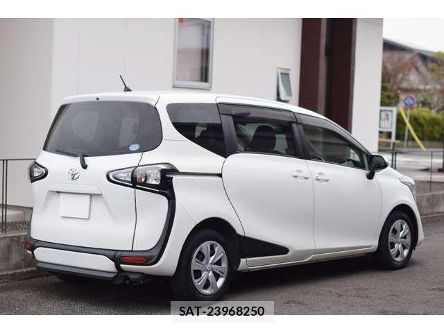 Toyota SIENTA 2019-06 7879407-10