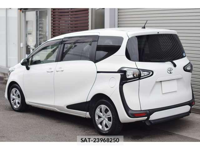 Toyota SIENTA 2019-06 7879407-4