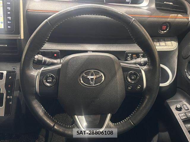 Toyota SIENTA 2019-05 7879416-11