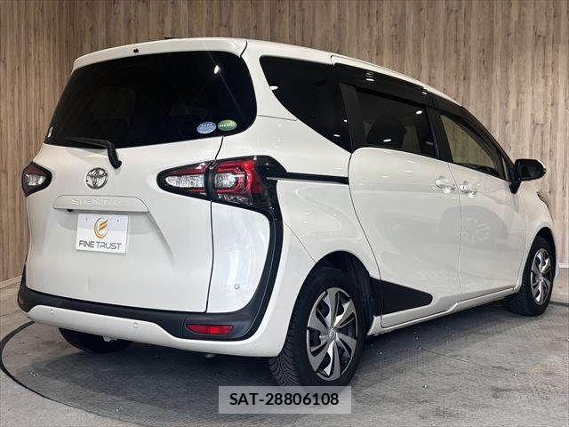Toyota SIENTA 2019-05 7879416-18