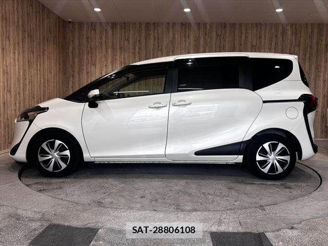 Toyota SIENTA 2019-05 7879416-20