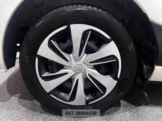 Toyota SIENTA 2019-05 7879416-26