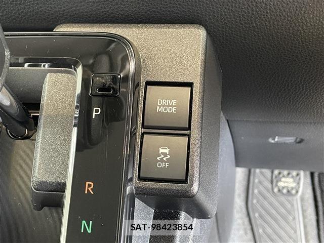 Toyota SIENTA 2024-06 7879415-20
