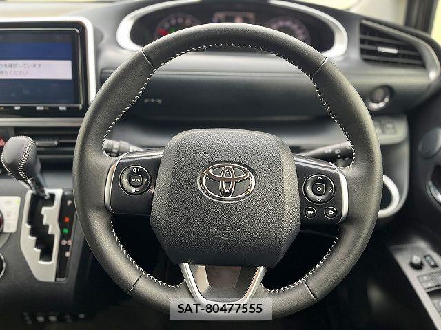 Toyota SIENTA 2021-09 7879411-13