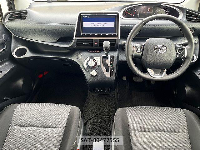 Toyota SIENTA 2021-09 7879411-1