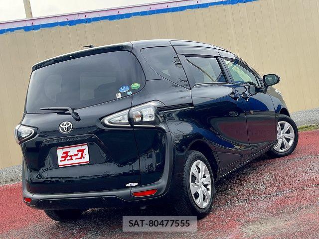 Toyota SIENTA 2021-09 7879411-2