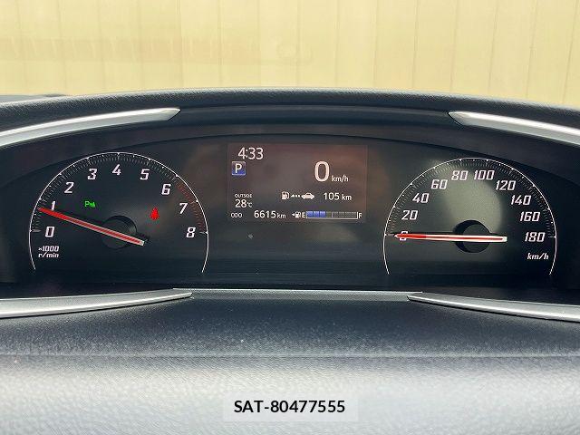 Toyota SIENTA 2021-09 7879411-7