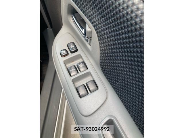 Toyota SIENTA 2005-05 7879441-12