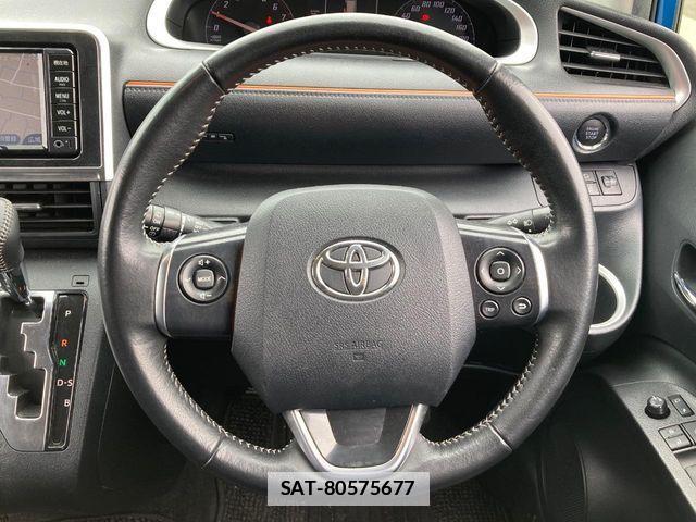 Toyota SIENTA 2017-11 7879424-11