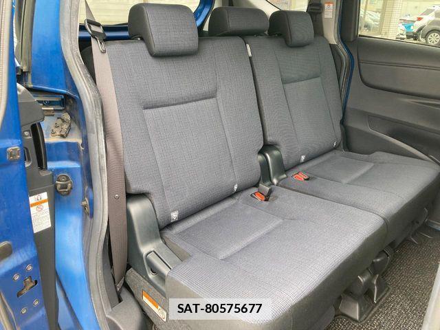 Toyota SIENTA 2017-11 7879424-8