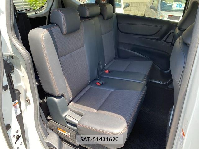 Toyota SIENTA 2018-08 7879428-17