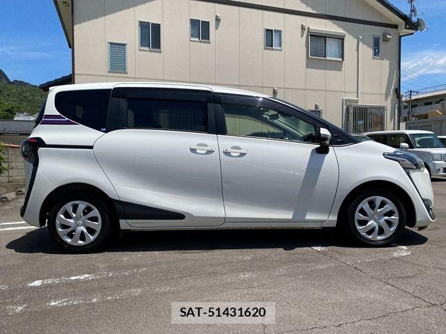Toyota SIENTA 2018-08 7879428-5