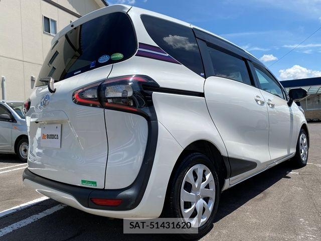Toyota SIENTA 2018-08 7879428-6