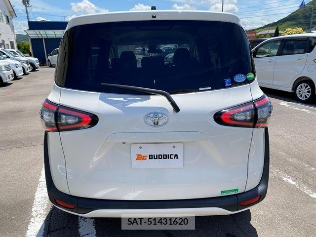 Toyota SIENTA 2018-08 7879428-7