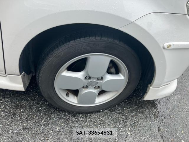 Toyota SIENTA 2005-01 7879440-9