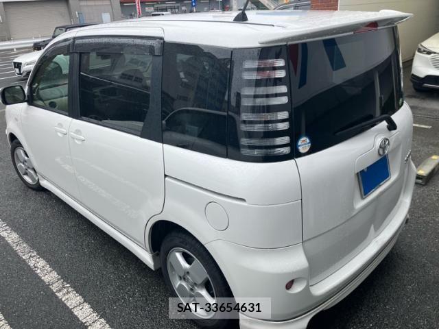 Toyota SIENTA 2005-01 7879440-5