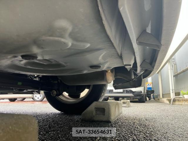 Toyota SIENTA 2005-01 7879440-8