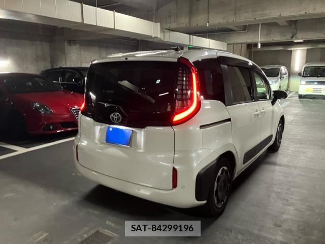 Toyota SIENTA 2022-12 7879410-6