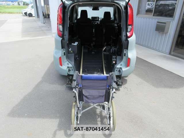 Toyota SIENTA 2022-11 7879409-9