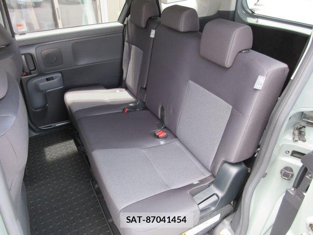 Toyota SIENTA 2022-11 7879409-17