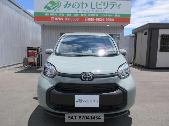 Toyota SIENTA 2022-11 7879409-1