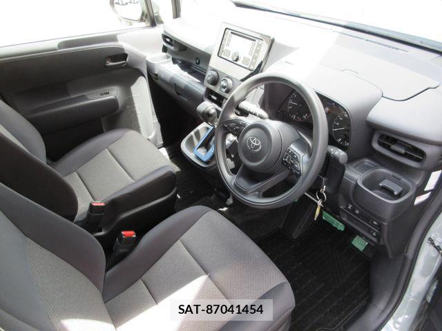 Toyota SIENTA 2022-11 7879409-19