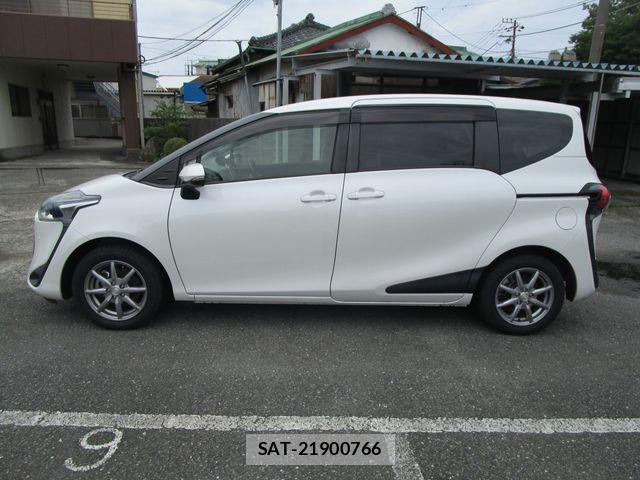 Toyota SIENTA 2018-12 7879421-3
