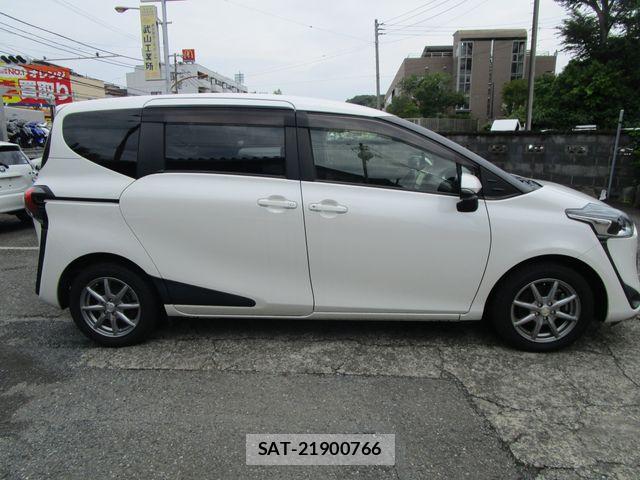 Toyota SIENTA 2018-12 7879421-6