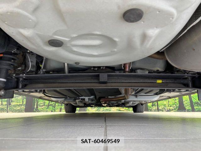 Toyota SIENTA 2018-04 7879420-18