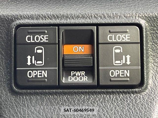Toyota SIENTA 2018-04 7879420-5