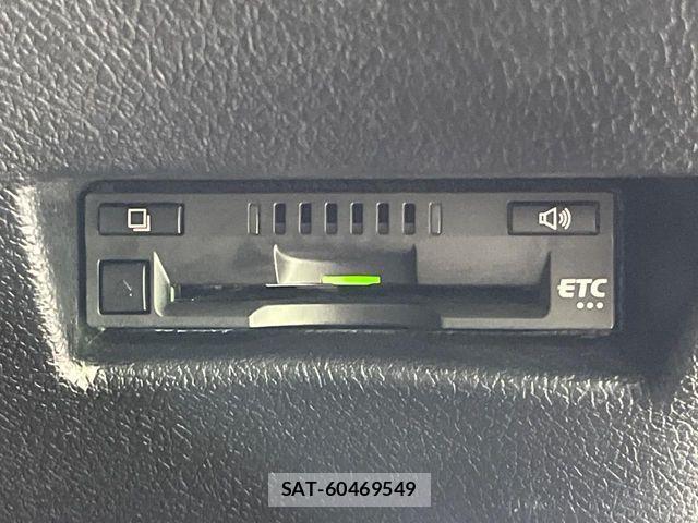 Toyota SIENTA 2018-04 7879420-6