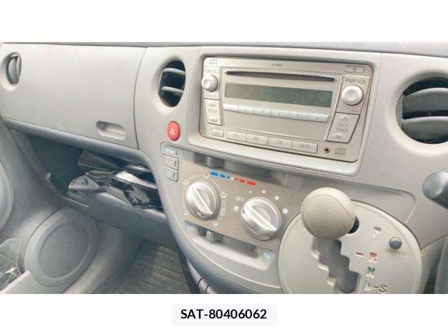 Toyota SIENTA 2009-07 7879439-15