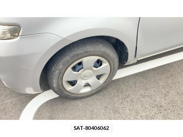 Toyota SIENTA 2009-07 7879439-2