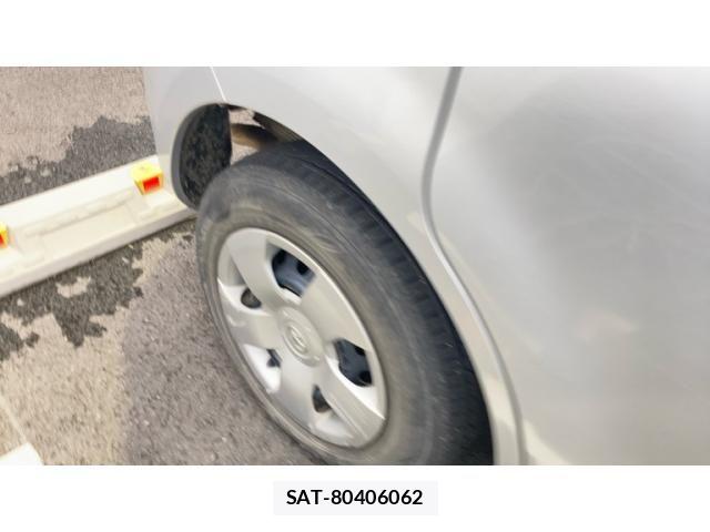Toyota SIENTA 2009-07 7879439-4
