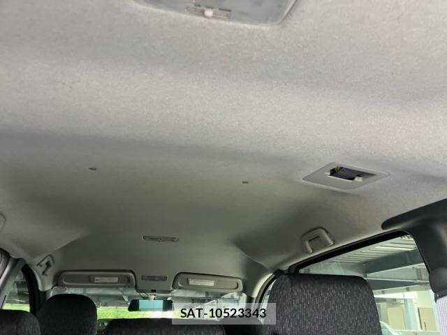 Toyota SIENTA 2011-09 7879438-13