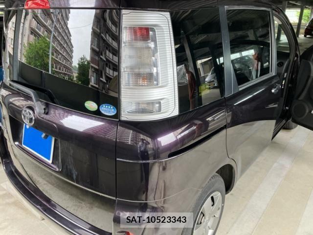 Toyota SIENTA 2011-09 7879438-1